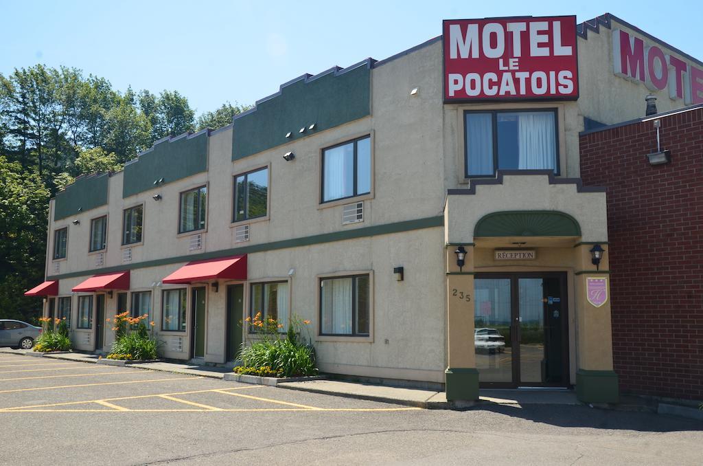 לה פוקטייר Motel Le Pocatois מראה חיצוני תמונה